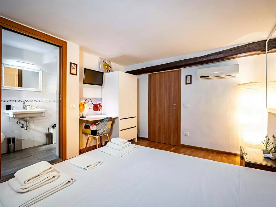 Immagine 10 di Appartamento in affitto  in Via dell'Orto a Firenze