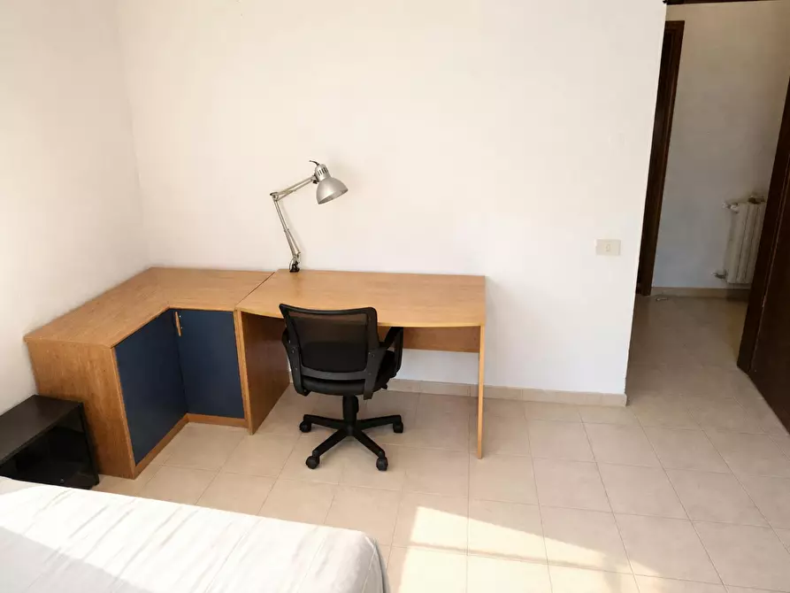 Immagine 4 di Camera in affitto  in Via Spartaco Carlini a Pisa