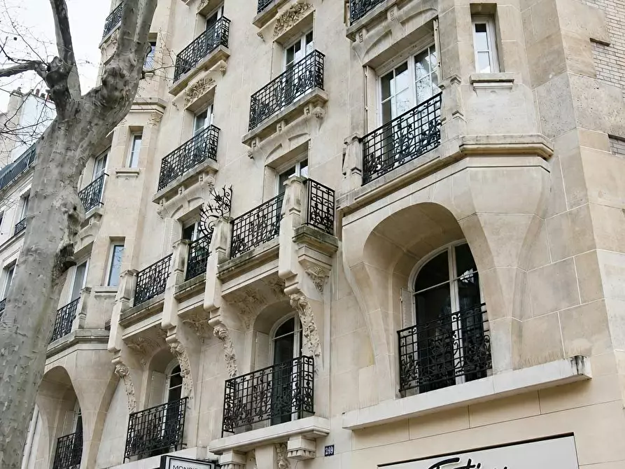Immagine 9 di Camera in affitto  in Avenue Daumesnil a Paris