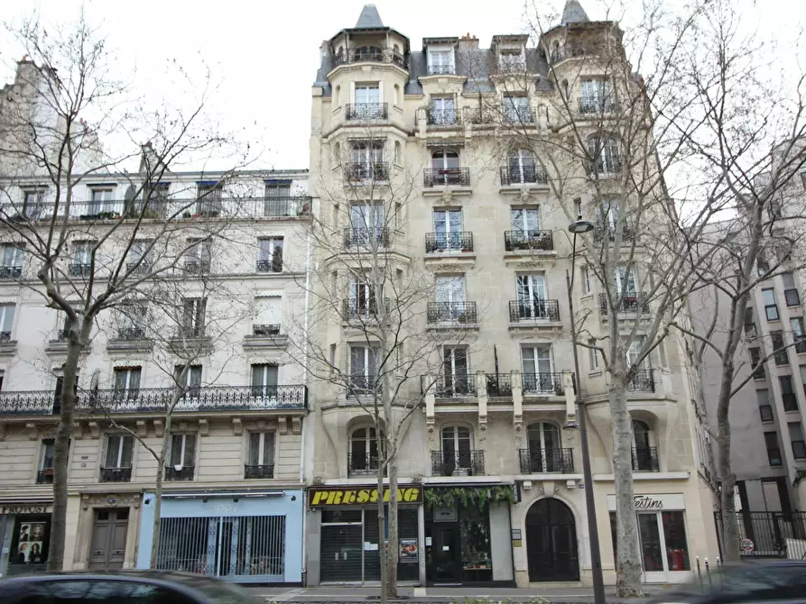 Immagine 8 di Camera in affitto  in Avenue Daumesnil a Paris