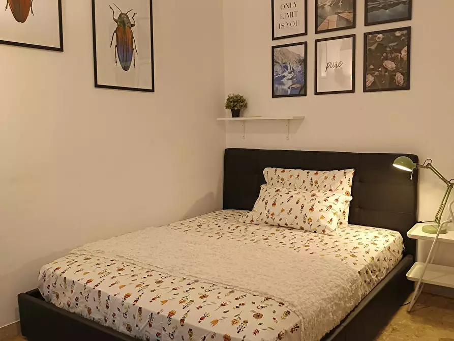 Immagine 9 di Camera in affitto  in Viale Papiniano a Milano