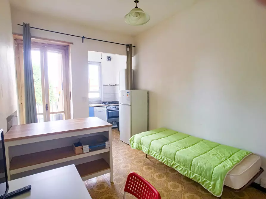 Immagine 5 di Camera in affitto  in Via Monfalcone a Torino