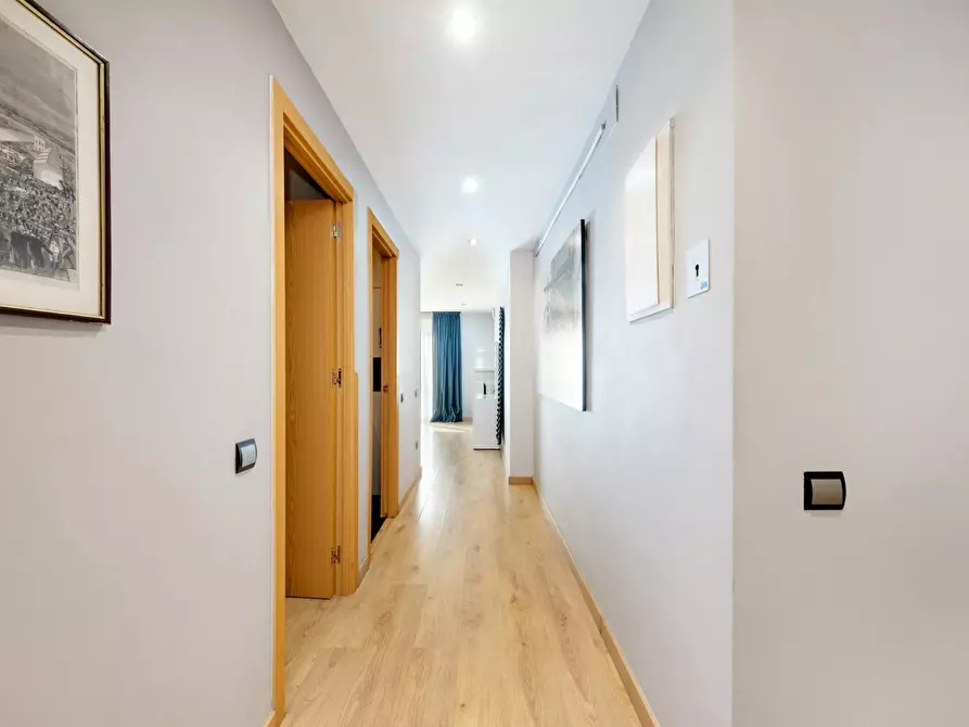 Immagine 2 di Appartamento in affitto  in Carrer de Sicília a Barcelona