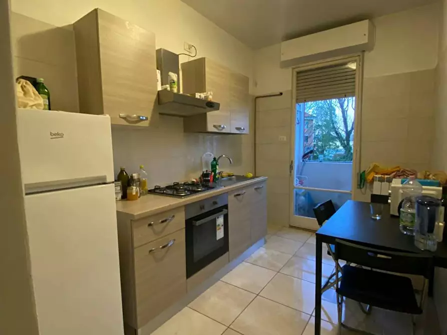 Immagine 4 di Camera in affitto  in Via Alessandro Litta Modignani a Milano