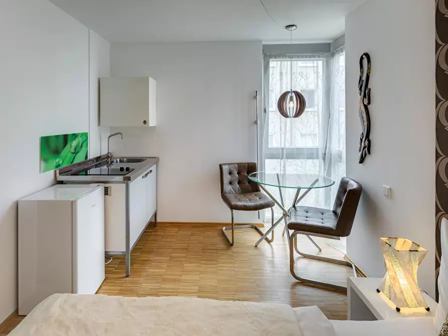 Immagine 7 di Appartamento in affitto  in Perhamerstraße a München