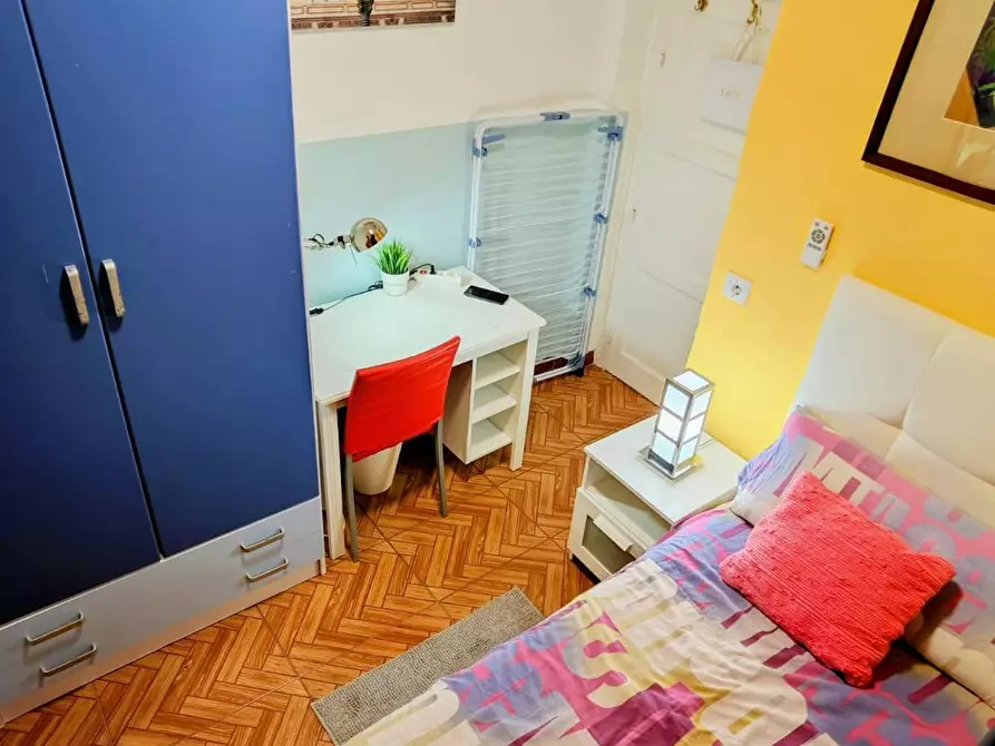 Immagine 3 di Camera in affitto  in Calle de José Ortega y Gasset a Madrid