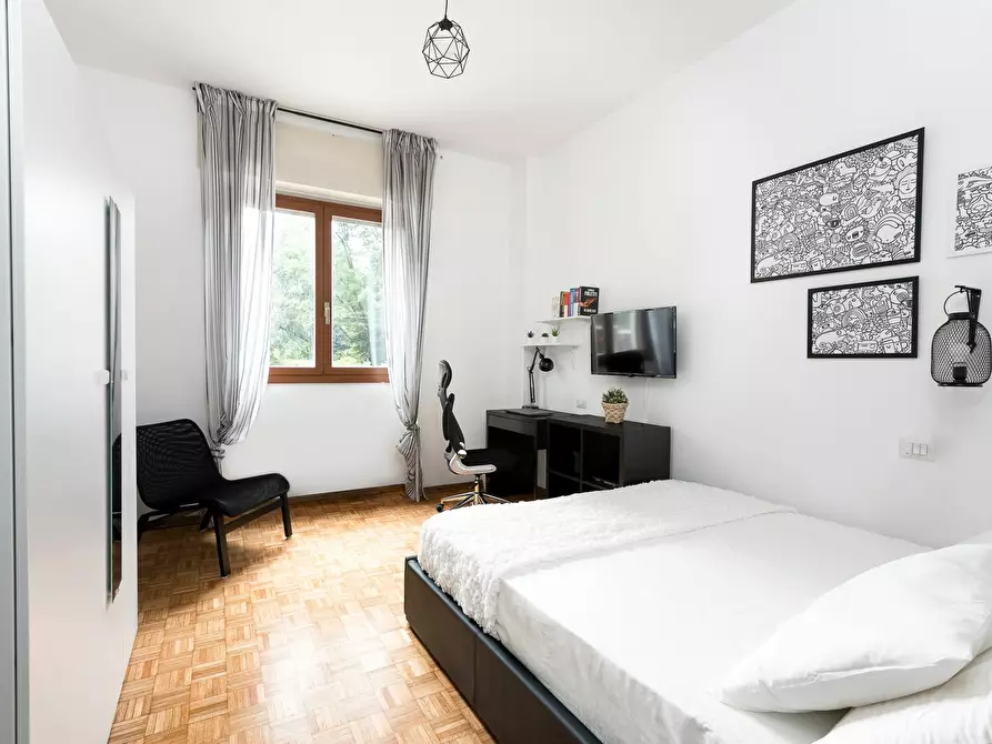 Immagine 1 di Camera in affitto  in Via Carlo Valvassori Peroni a Milano