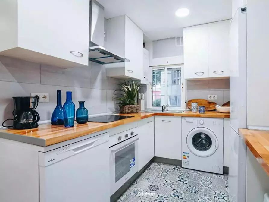 Immagine 7 di Camera in affitto  in Calle de Arlanza a Madrid