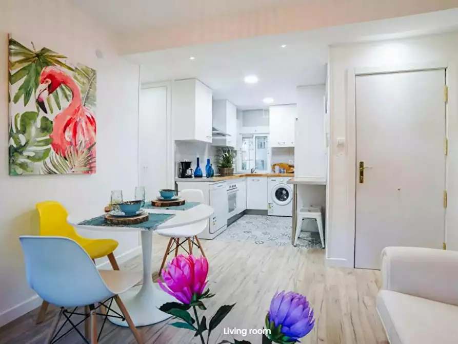 Immagine 3 di Camera in affitto  in Calle de Arlanza a Madrid