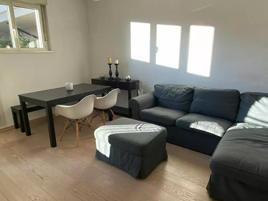 Immagine 5 di Appartamento in affitto  in Via Adamello a Milano