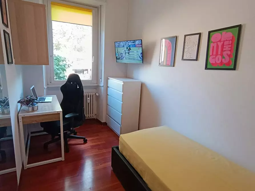 Immagine 2 di Camera in affitto  in Via Francesco Melzi d'Eril a Milano
