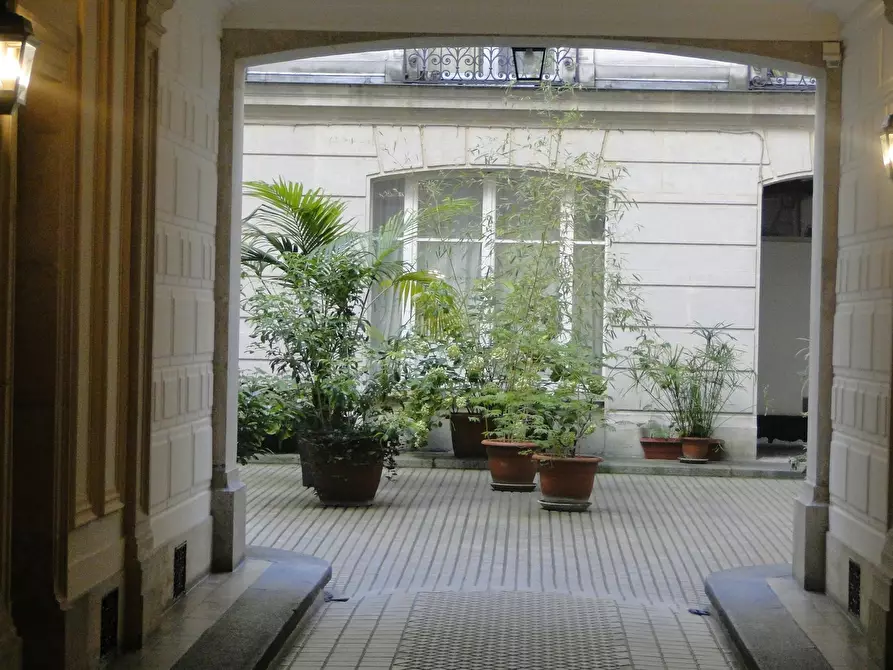Immagine 9 di Appartamento in affitto  in Rue Mazarine a Paris 06