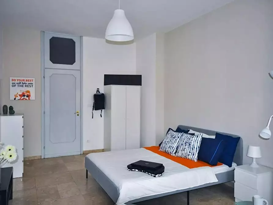 Immagine 2 di Camera in affitto  in Corso Massimo d'Azeglio a Torino