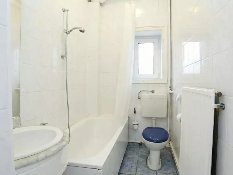 Immagine 7 di Camera in affitto  in Treseburger Ufer a Berlin