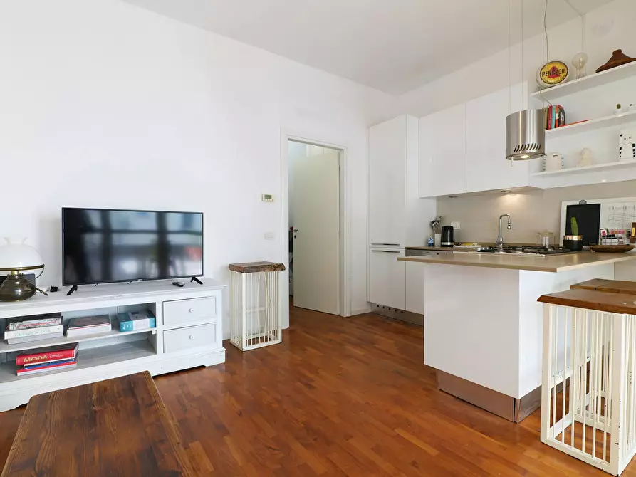 Immagine 3 di Appartamento in affitto  in Via Benaco a Milano