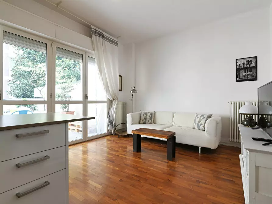Immagine 2 di Appartamento in affitto  in Via Benaco a Milano