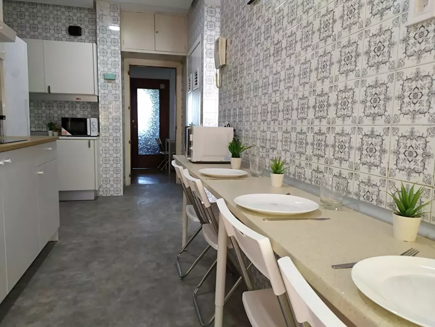 Immagine 6 di Camera in affitto  in Avenida de Portugal a Madrid