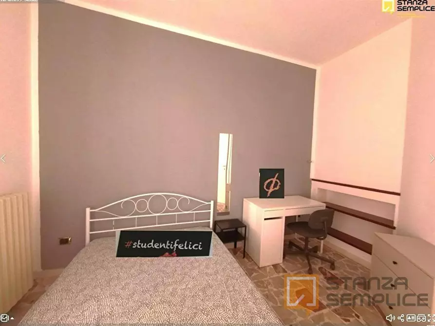 Immagine 1 di Camera in affitto  in Via Nizza a Sassari