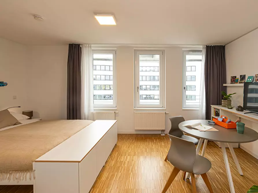 Immagine 3 di Appartamento in affitto  in Mainzer Landstraße a Frankfurt am Main