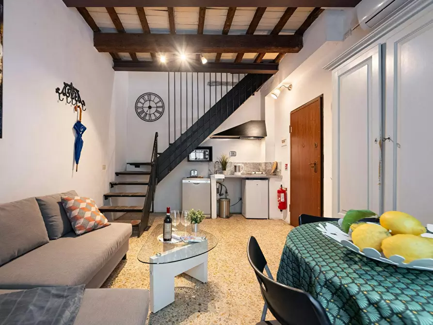 Immagine 2 di Appartamento in affitto  in Via Fiesolana a Firenze