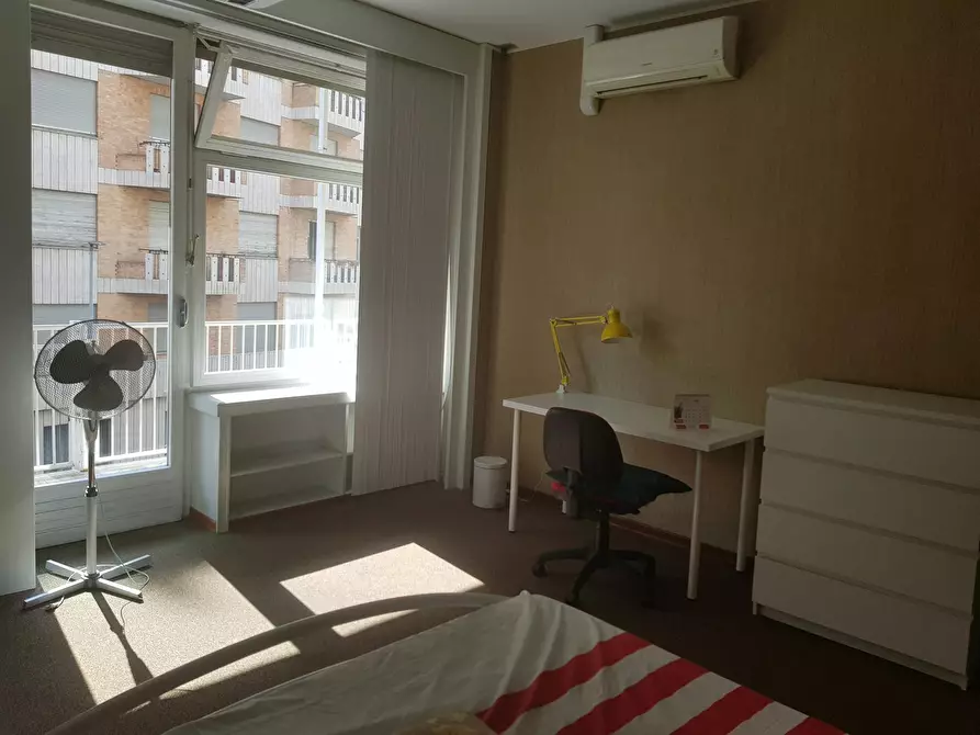 Immagine 1 di Camera in affitto  in Via Federico Paolini a Torino
