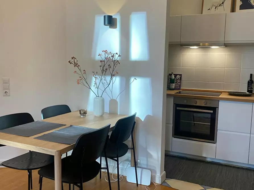 Immagine 5 di Appartamento in affitto  in Schirmerstraße a Düsseldorf