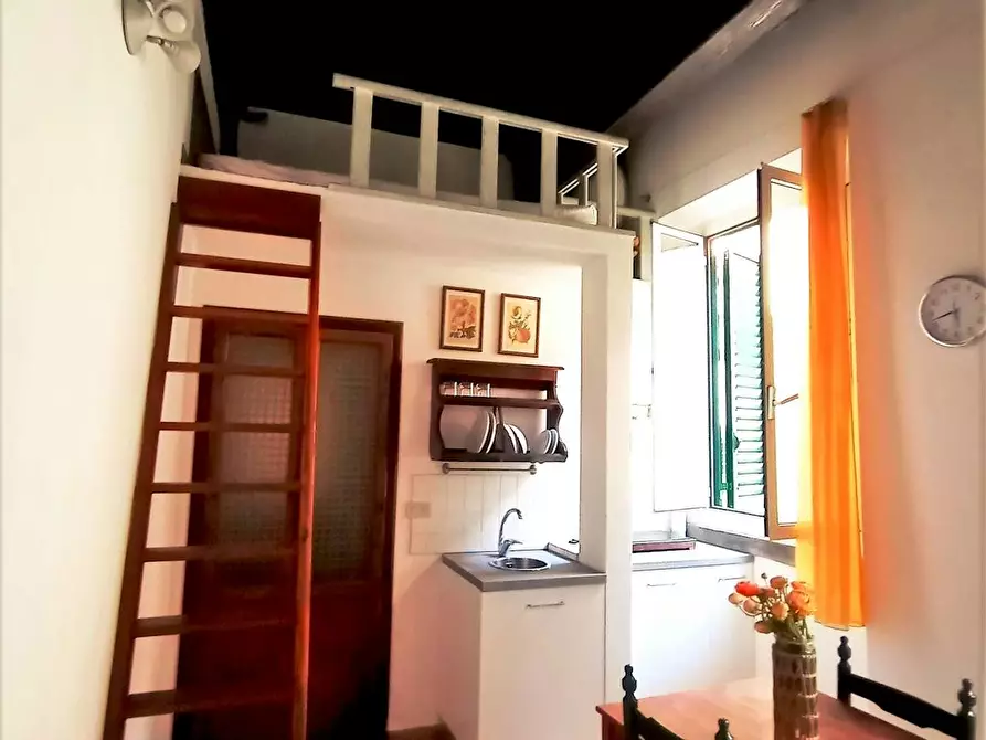 Immagine 1 di Appartamento in affitto  in Via delle Pinzochere a Firenze