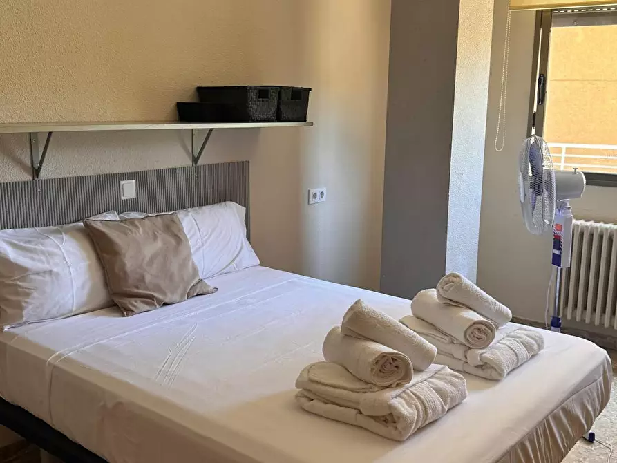 Immagine 5 di Camera in affitto  in Calle Baldoví a Valencia