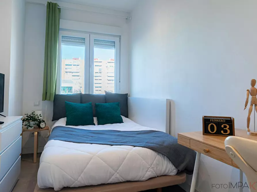 Immagine 3 di Camera in affitto  in Calle de Antonio López a Madrid