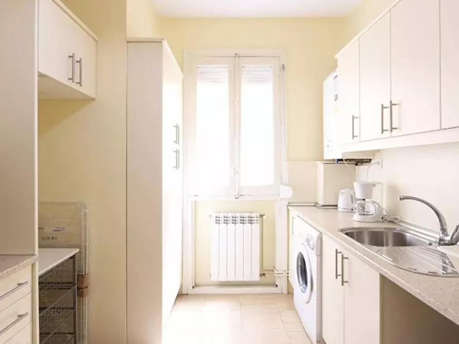 Immagine 8 di Camera in affitto  in Calle de O'Donnell a Madrid