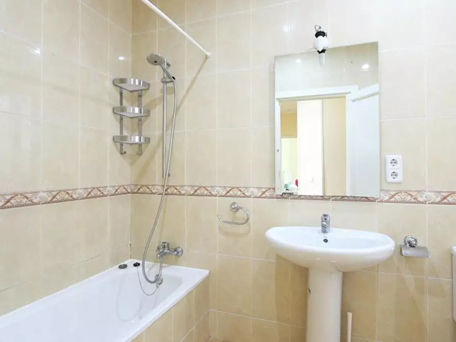 Immagine 10 di Camera in affitto  in Calle de O'Donnell a Madrid