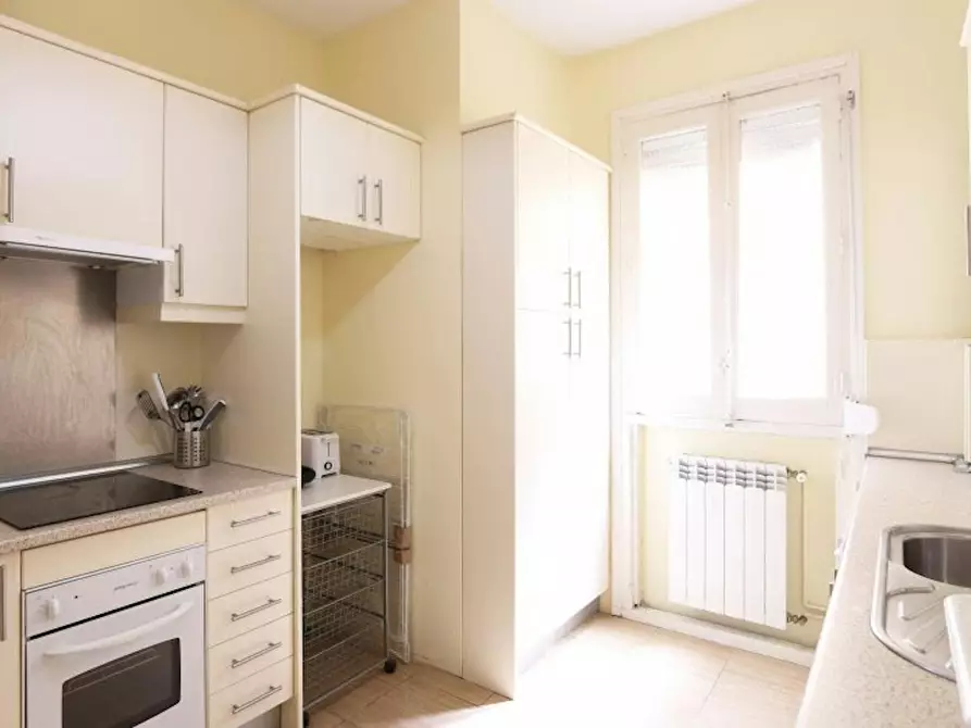 Immagine 7 di Camera in affitto  in Calle de O'Donnell a Madrid