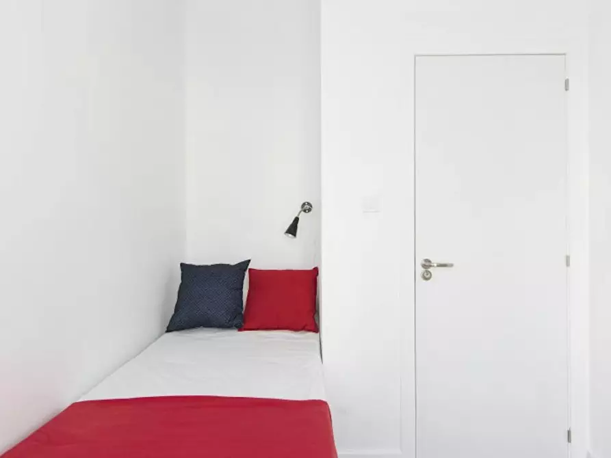 Immagine 3 di Camera in affitto  in Calle de Bravo Murillo a Madrid