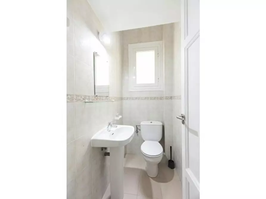 Immagine 10 di Camera in affitto  in Calle de Bravo Murillo a Madrid