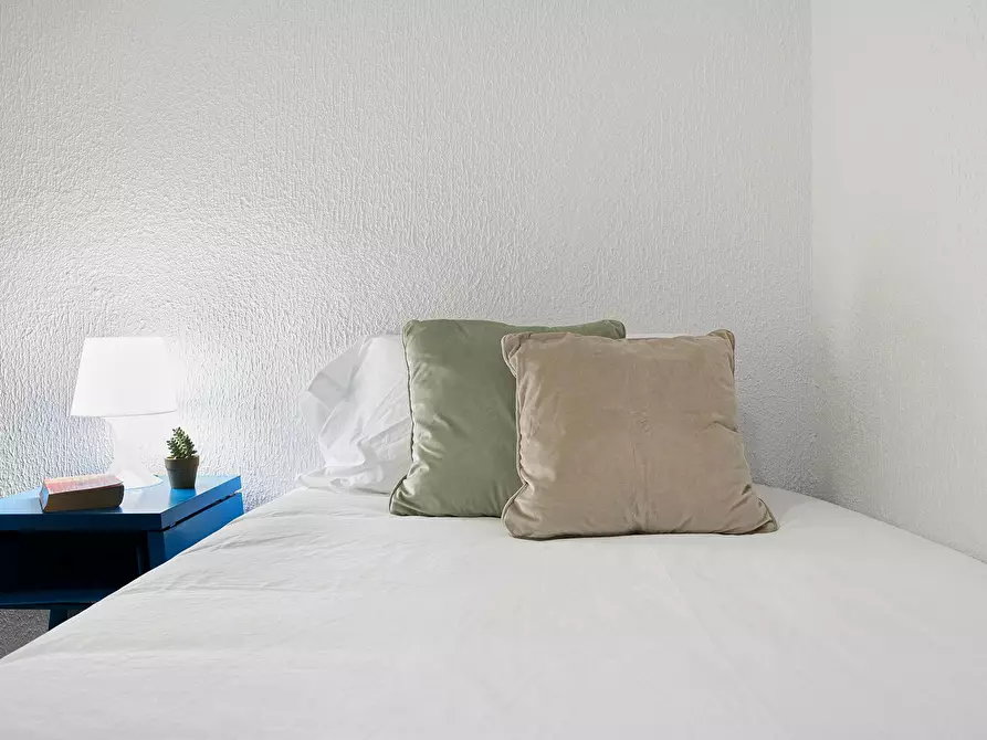 Immagine 4 di Camera in affitto  in Plaza de la Marina Española a Madrid