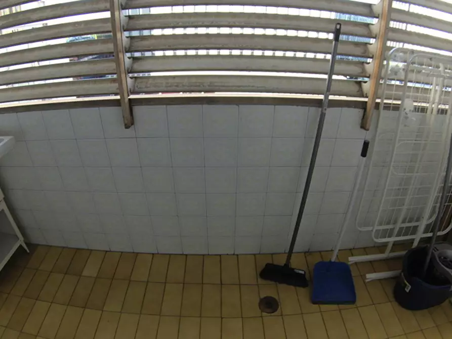 Immagine 10 di Camera in affitto  in Calle de Orense a Madrid