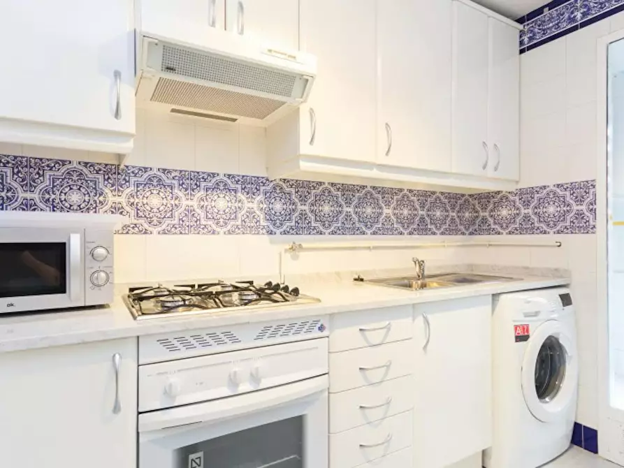 Immagine 6 di Camera in affitto  in Calle del Limonero a Madrid