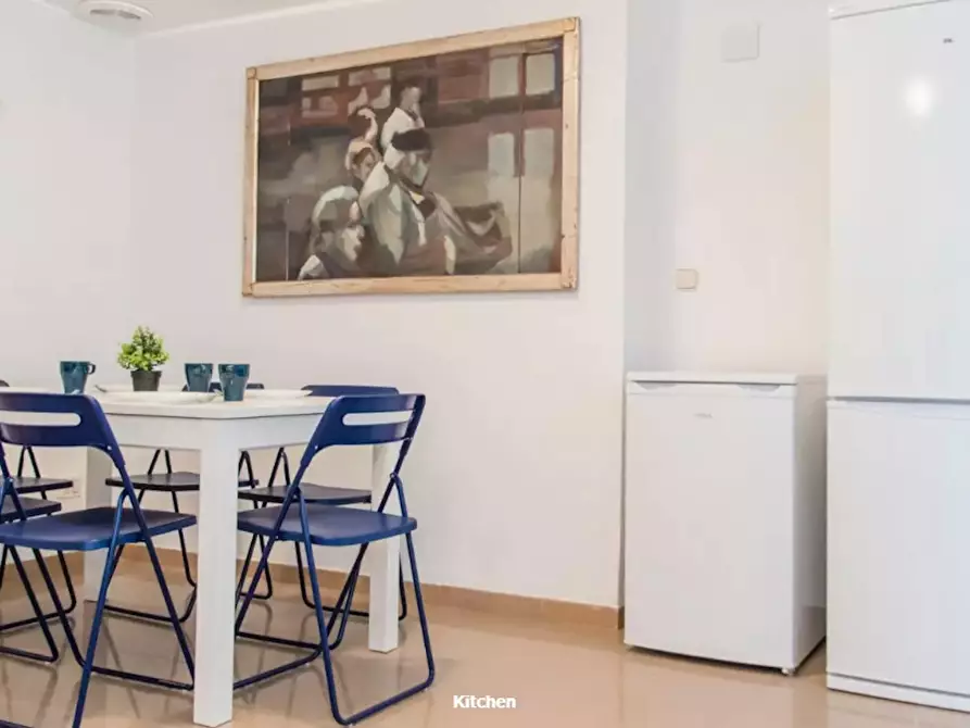 Immagine 7 di Camera in affitto  in Calle Cirilo Amorós a Valencia