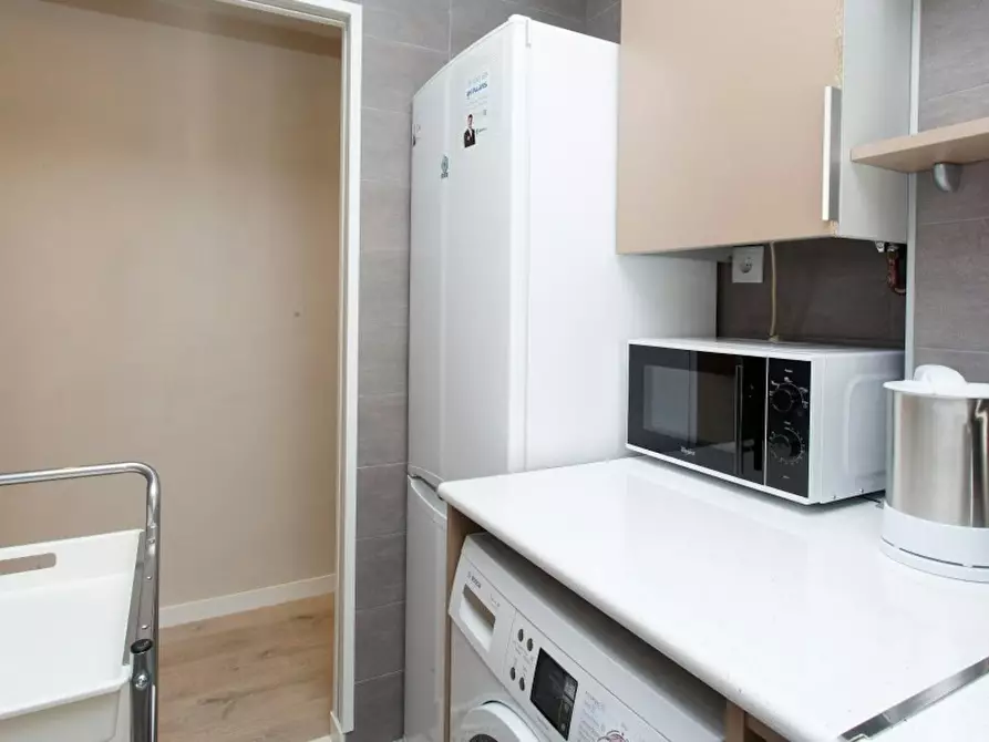 Immagine 5 di Camera in affitto  in Calle Berruguete a Madrid