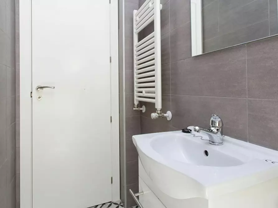 Immagine 8 di Camera in affitto  in Calle Berruguete a Madrid