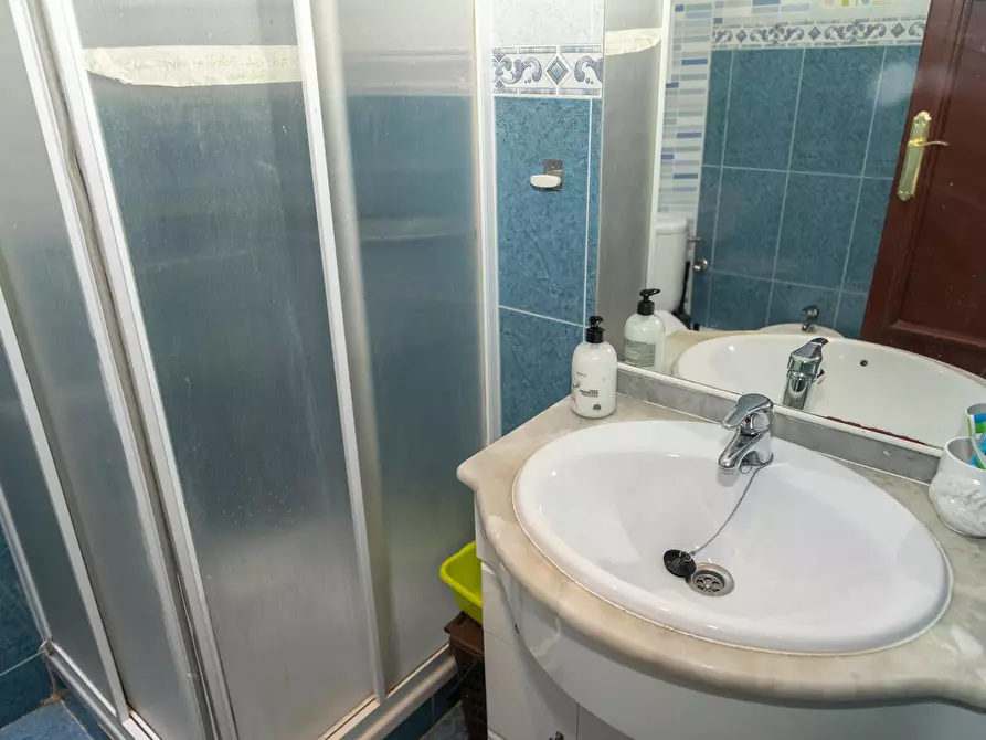 Immagine 7 di Camera in affitto  in Calle de Palos de la Frontera a Madrid