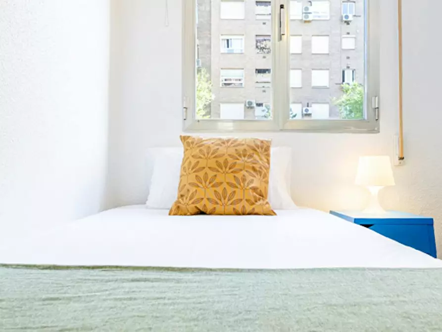 Immagine 3 di Camera in affitto  in Calle de Palos de la Frontera a Madrid