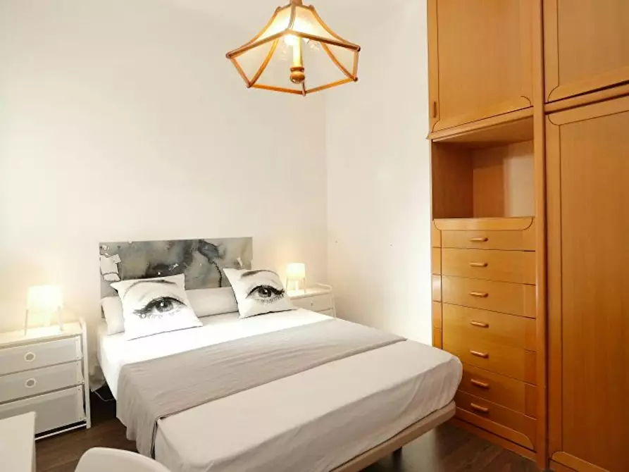 Immagine 1 di Camera in affitto  in Carrer Gran de Gràcia a Barcelona