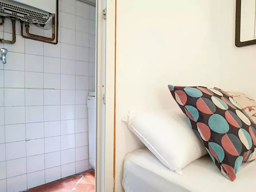 Immagine 3 di Camera in affitto  in Carrer Gran de Gràcia a Barcelona