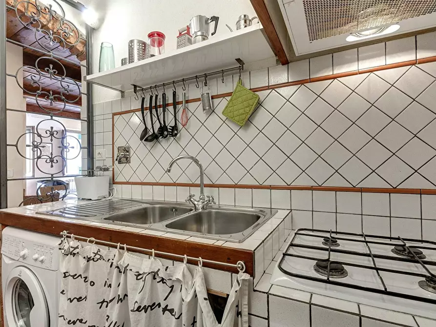 Immagine 8 di Appartamento in affitto  in Via delle Ruote a Firenze