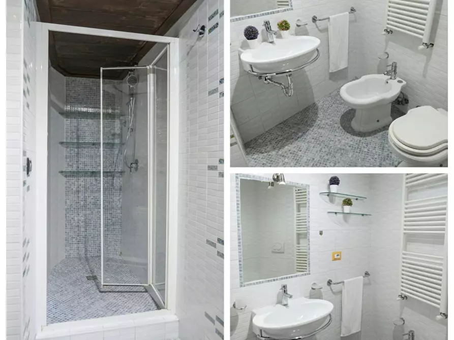 Immagine 10 di Camera in affitto  in Via Enrico Pessina a Napoli