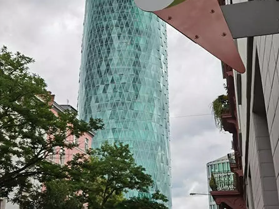 Immagine 4 di Camera in affitto  in Esslinger Straße a Frankfurt am Main