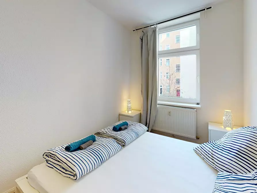 Immagine 5 di Appartamento in affitto  in Cornelius-Fredericks-Straße a Berlin
