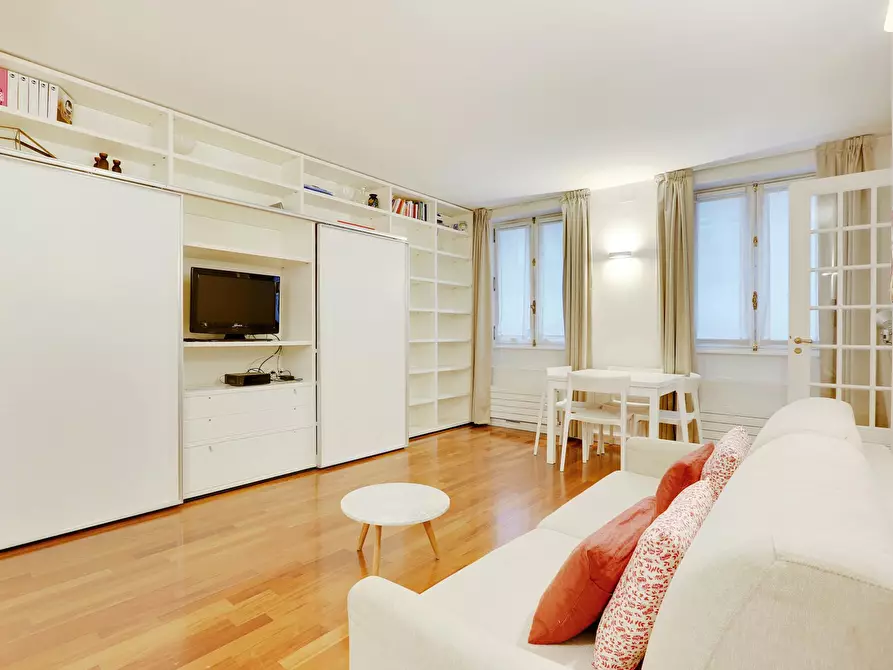 Immagine 10 di Appartamento in affitto  in Rue de la Paix a Paris