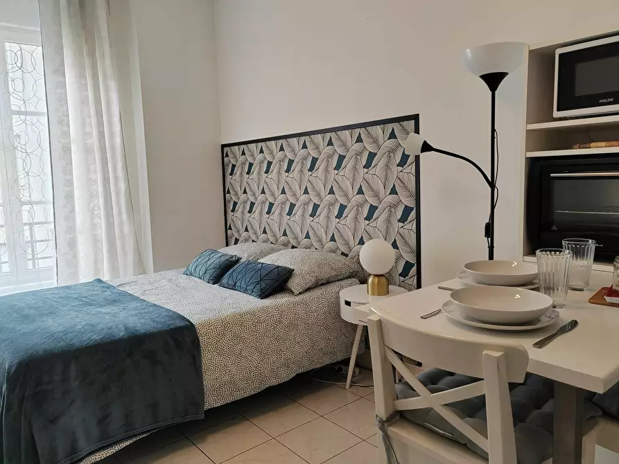 Immagine 4 di Appartamento in affitto  in Rue Villon a Lyon 08